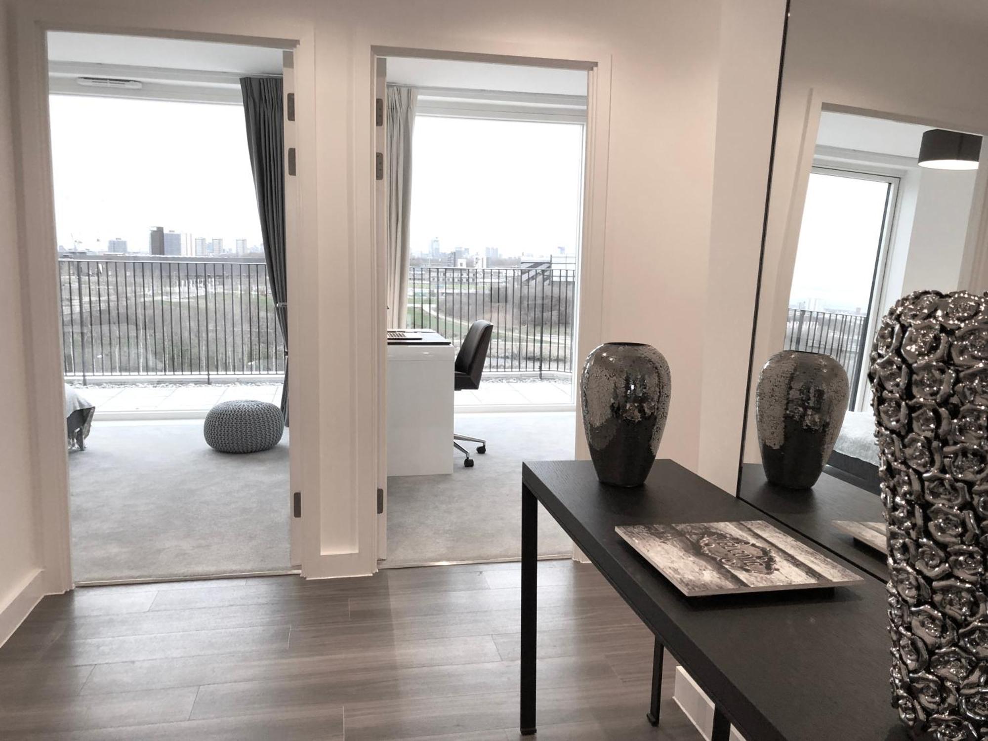 Panoramic Park And City Penthouses Retreat ลอนดอน ภายนอก รูปภาพ