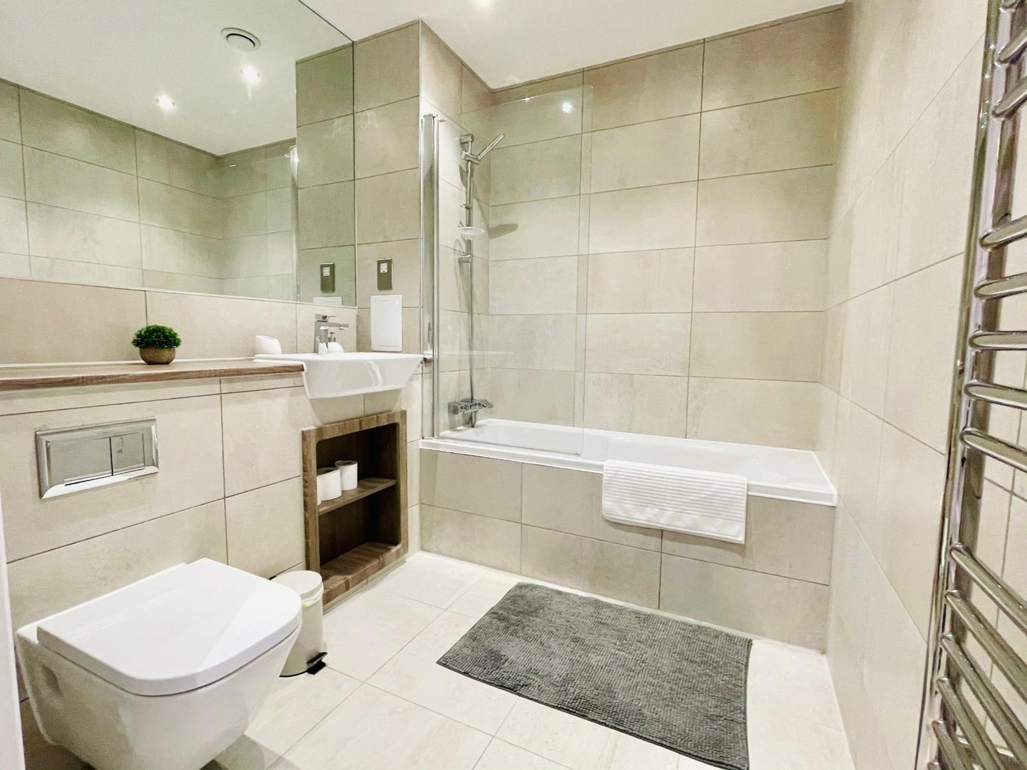 Panoramic Park And City Penthouses Retreat ลอนดอน ห้อง รูปภาพ